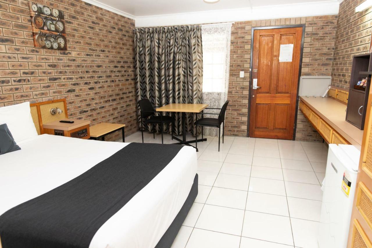 Lantern Motor Inn Mackay Extérieur photo