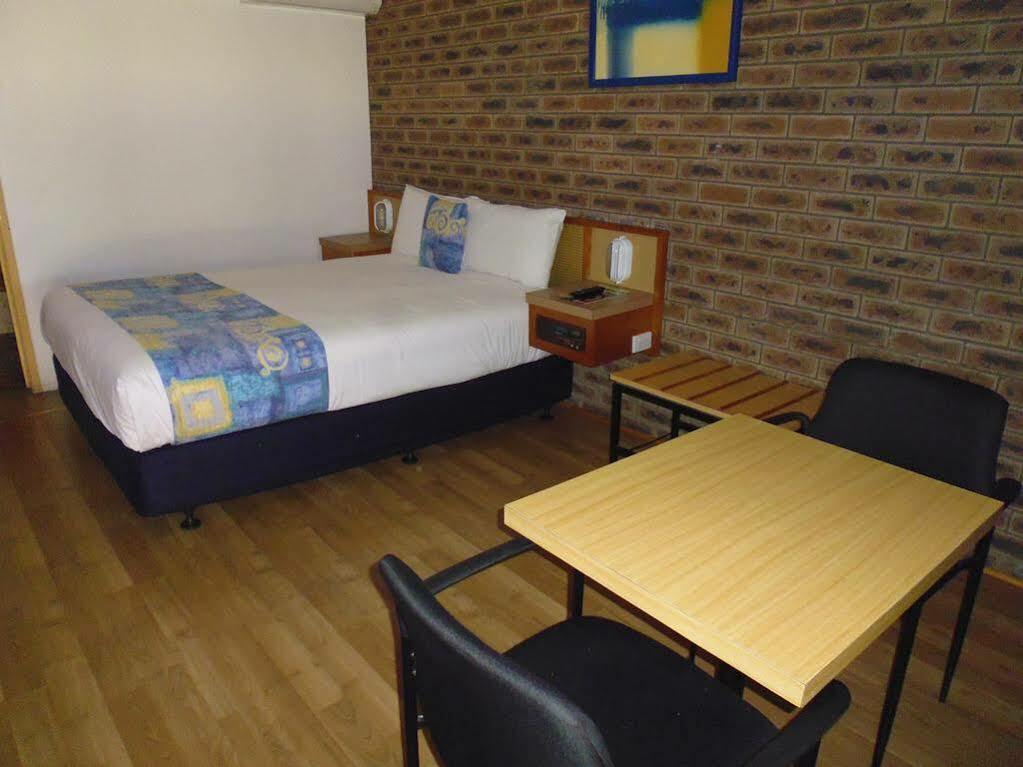 Lantern Motor Inn Mackay Extérieur photo